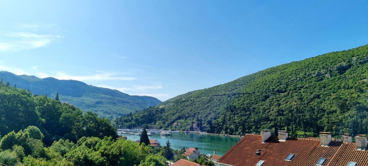 Baloro Apartment Mokošica Eksteriør billede